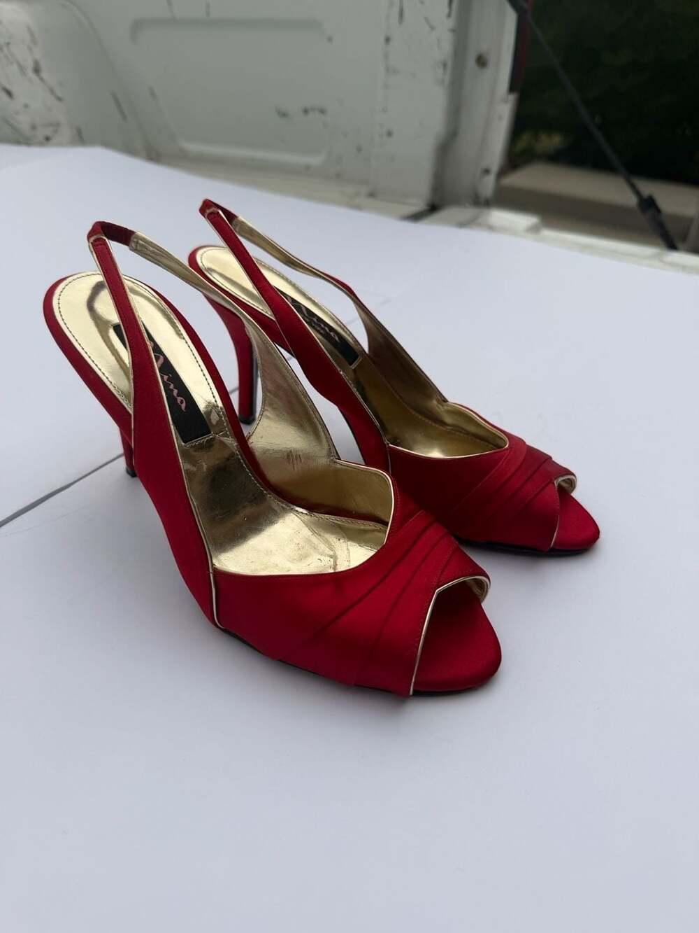 Nina Slingback Heels Size 8M Red Satin Open Toe Gold Trim Stilettos
